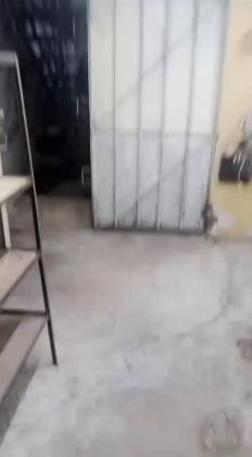 Aluguer Armazem na Guerra Popular