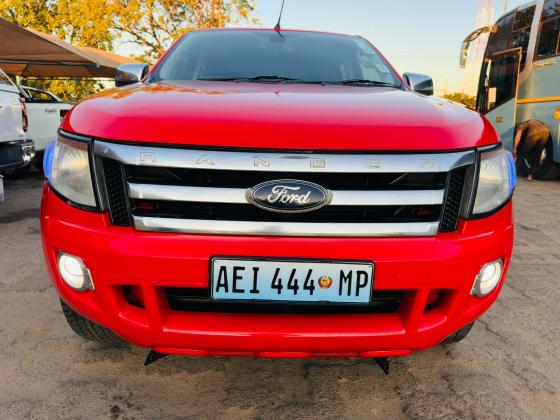 Ford Ranger XLT 2014 com Canopy