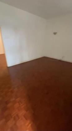 Arrenda-se moradia t4+1 na sommerchield zona do Parquinho