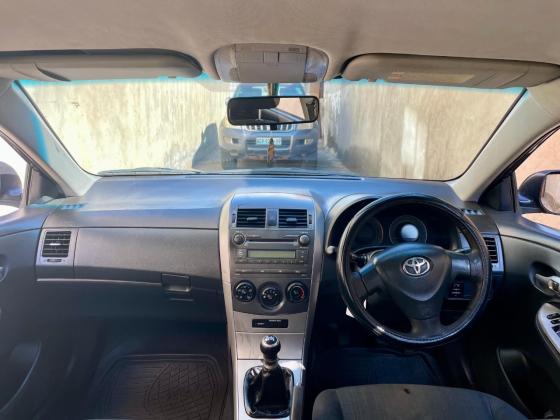 Toyota Corolla 2010 Manual