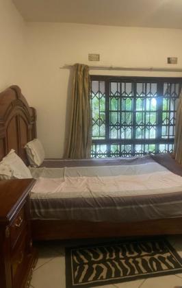 Vende-se Moradia T5