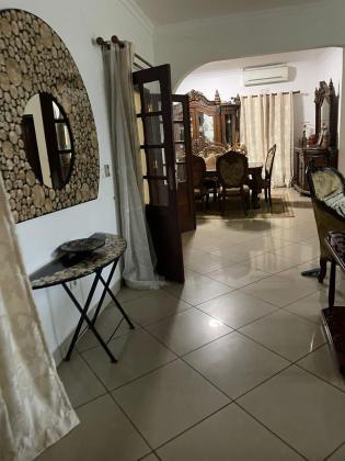Vende-se Moradia T5