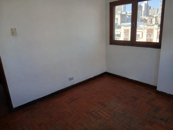 Arrenda-se um apartamento  tipo 3 na  Baixa