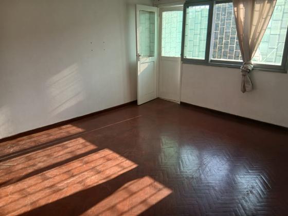 Arrenda-se um apartamento  tipo  3 no bairro  Central