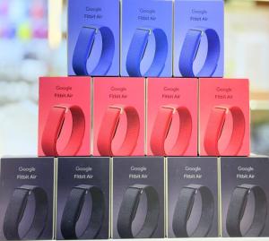 GOOGLE FITBIT AIR ( BLACK, BLUE AND BERRY)SELADOS