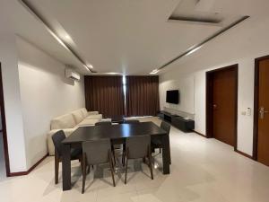 Arrenda-se Moderno Apartamento T3 no Bairro Triunfo