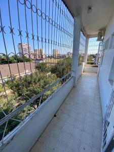 Vende-se flat T3 climatizada em predio curto - POLANA