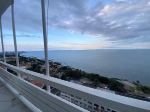 Vende-se Espaçoso Apartamento T3 na Av. Julius Nyerere_Predio da antiga TVM