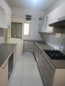 Arrenda-se Apartamento T3 no Bairro Central_Proximo ao Jardim Dona Berta
