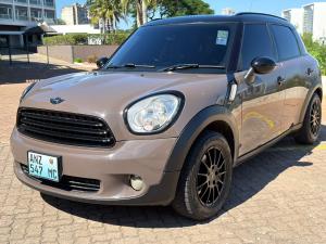 MINI COOPER COUNTRYMAN