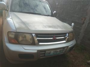 Mitsubish pajero