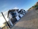 Arrenda-se moradia T4 (4 suites) com anexo - TRIUNFO