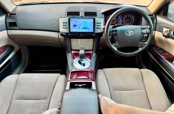 TOYOTA MARK X 2.5cc 2004