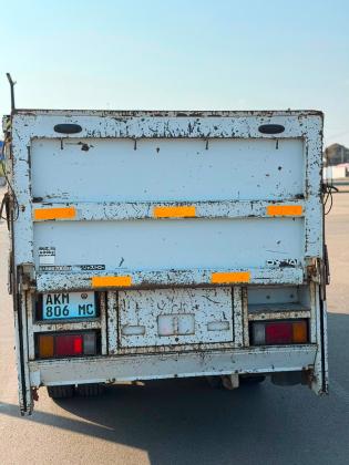 TOYOTA DYNA 5T DIESEL S05D