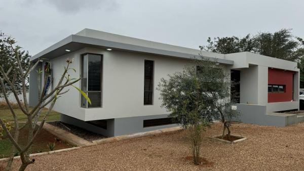 Vende-se Vivenda T3 na Matola_Tchumene 1