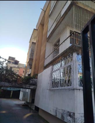 Vende-se Apartamento