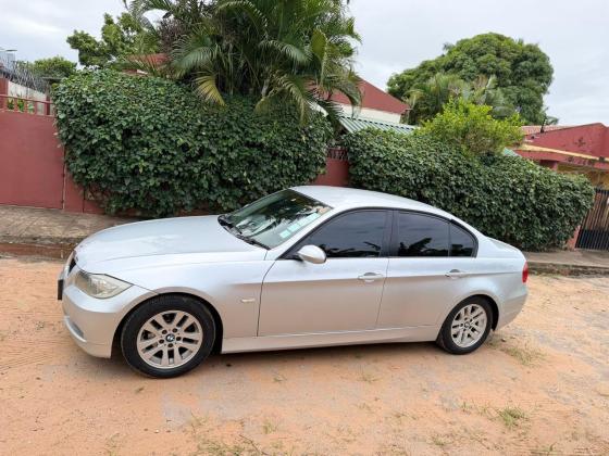 BMW 320I 2008 2.0