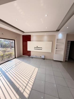Vende se moradia nova tipo 2 no bairro laulane
