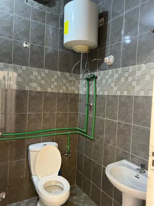 Arrenda-se Apartamento T1+1 no 1° andar num predio alto