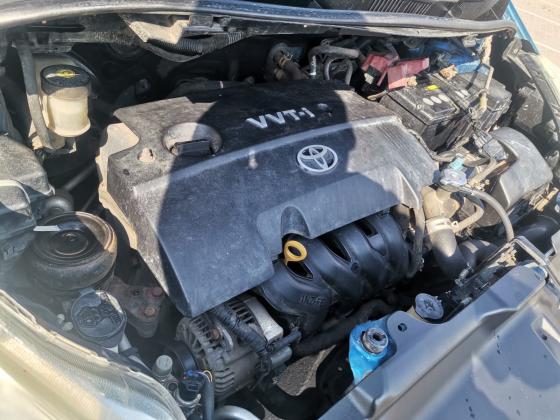 Toyota Ractis 2009