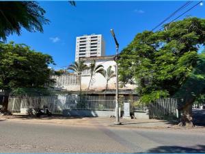 Arrenda-se Loja na Av. Ahmed Sekou Touré_Proxima ao 4° Cartório Notarial