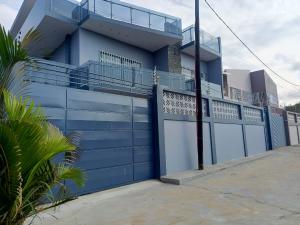 arrendo excelente moradia t5 em laulane dom Alexandre próximo à procuradoria