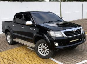 TOYOTA HILUX D4D | AUTOMÁTICO 4X4