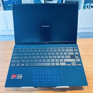 Lap Top gráfico Asus ZenBook UX42UA| AMD RYZEN 5  5500U 2.10 GHZ (12CPUs)|8GBDDR4 SDRAM | 512  GB S