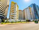 Vende-se Espaçoso Apartamento T3 3wcs, no condomínio karibu-av marginal(Gloria hotel)